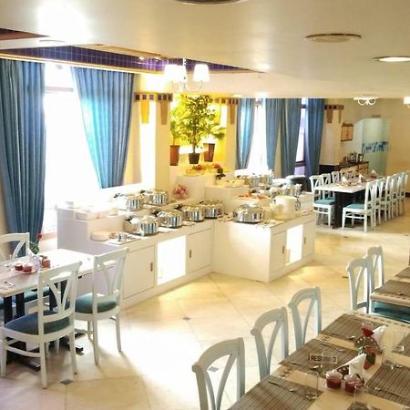 Royal Fort Hotel Visakhapatnam Extérieur photo