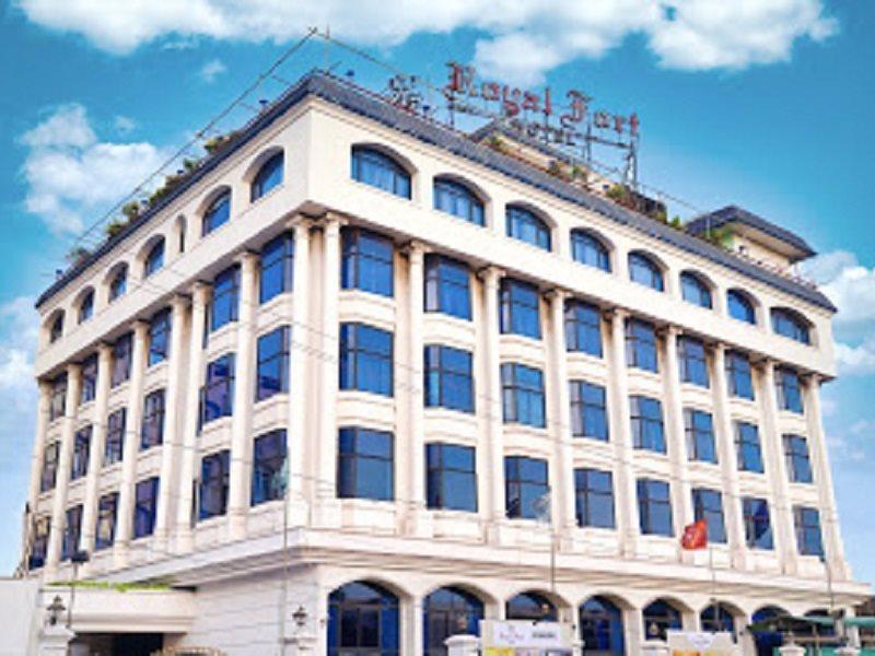 Royal Fort Hotel Visakhapatnam Extérieur photo