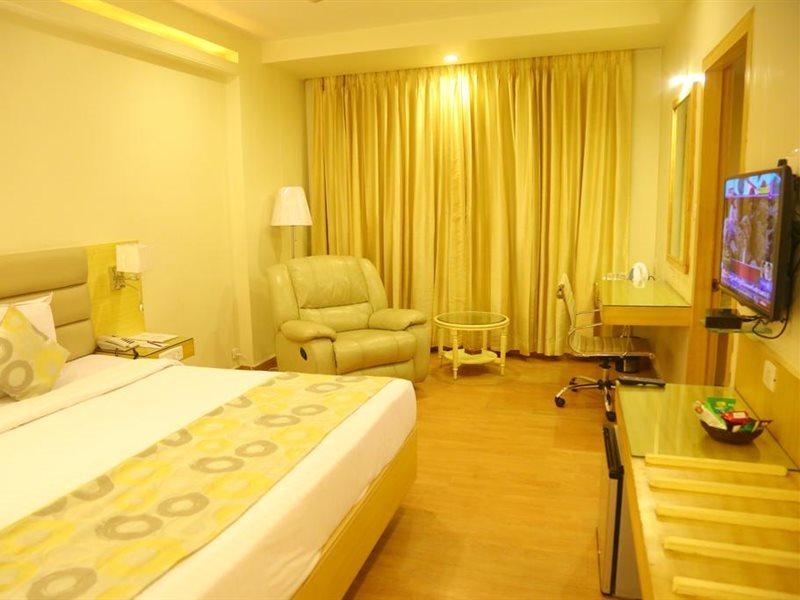Royal Fort Hotel Visakhapatnam Extérieur photo