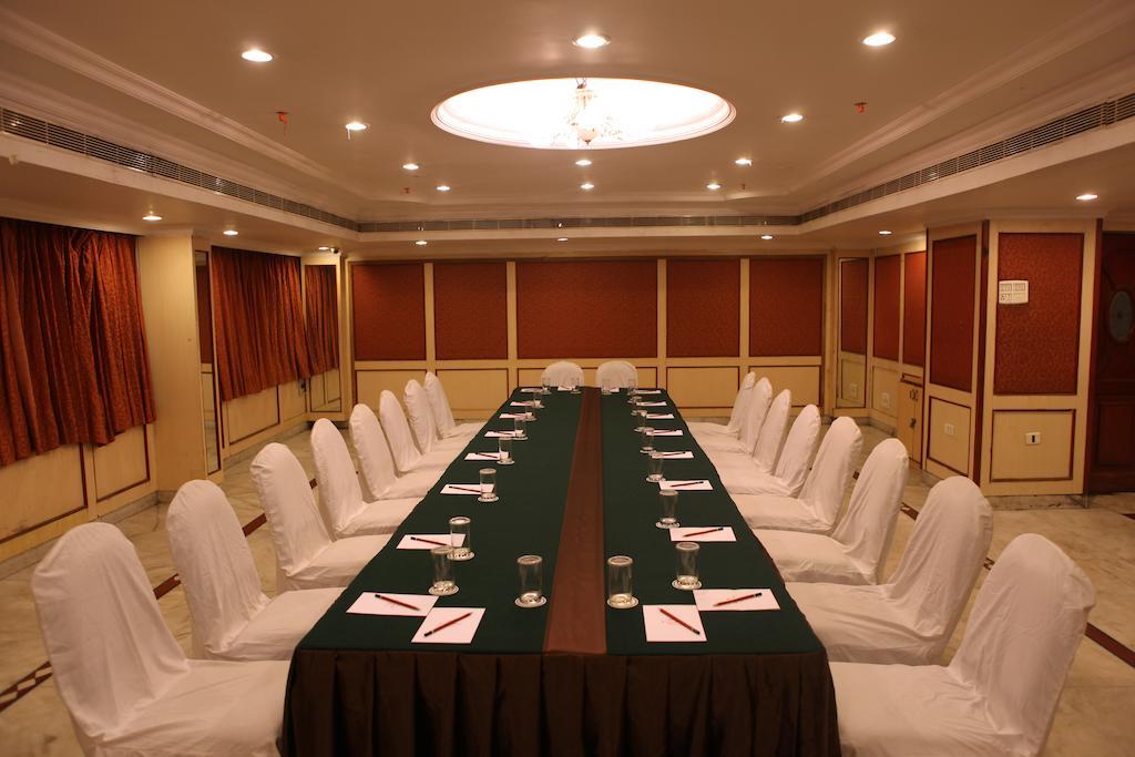 Royal Fort Hotel Visakhapatnam Extérieur photo