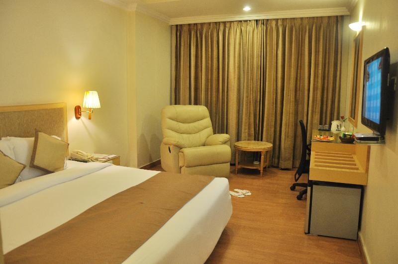 Royal Fort Hotel Visakhapatnam Extérieur photo