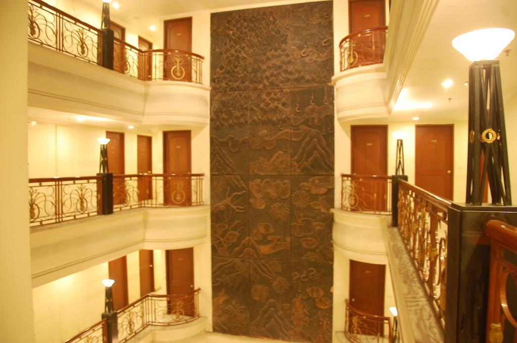 Royal Fort Hotel Visakhapatnam Extérieur photo
