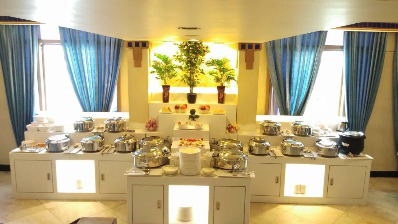 Royal Fort Hotel Visakhapatnam Extérieur photo